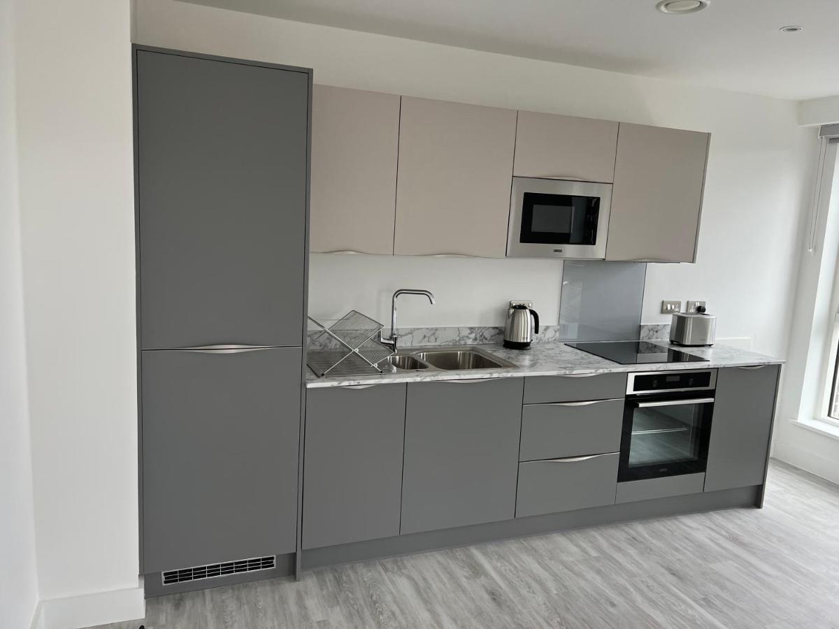 Crown X Chapel Apartments Манчестър Екстериор снимка